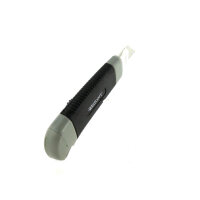 Cutter Professional 18mm mit Schraubarretierung
